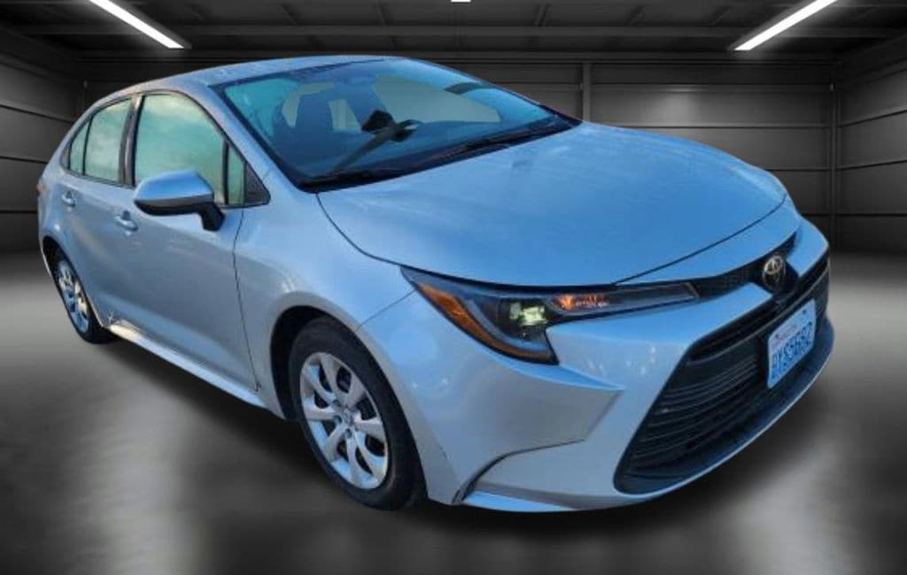 Used 2024 Toyota Corolla LE with VIN 5YFB4MDE7RP139376 for sale in Kansas City