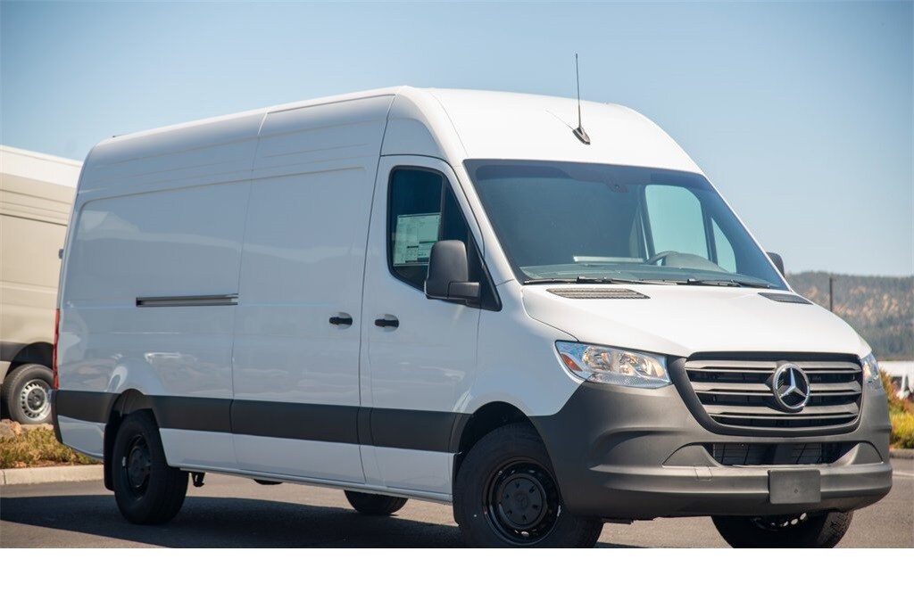 New 2024 Mercedes-Benz Sprinter 2500 High Roof 4-Cyl Diesel HO Van