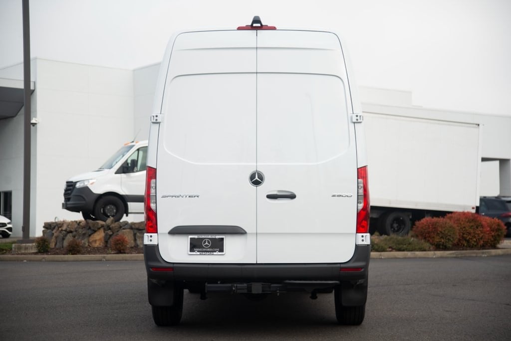 New 2025 Mercedes-Benz Sprinter 2500 Standard Roof 4-Cyl Diesel HO Van Cargo Van