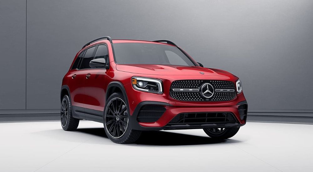 A red 2020 Mercedes-Benz GLB is shown against a grey background.