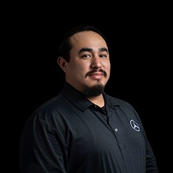 Staff member Alex Rodriguez from b1035d06570a