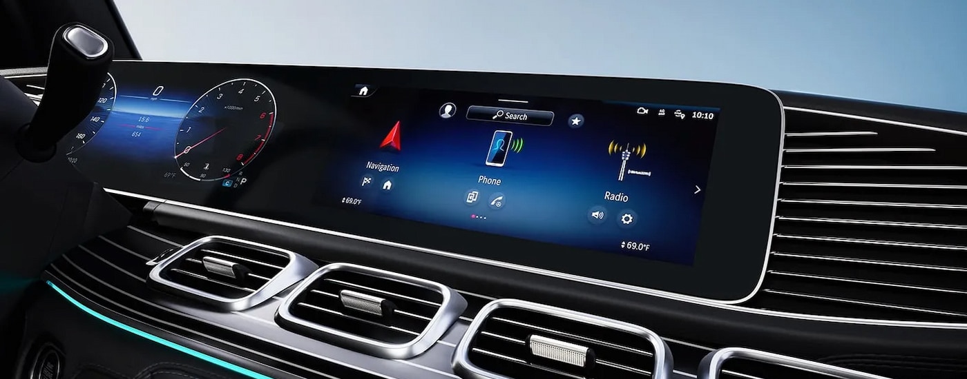 The digital dashboard in a 2025 Mercedes-Benz GLE 350 Exclusive.