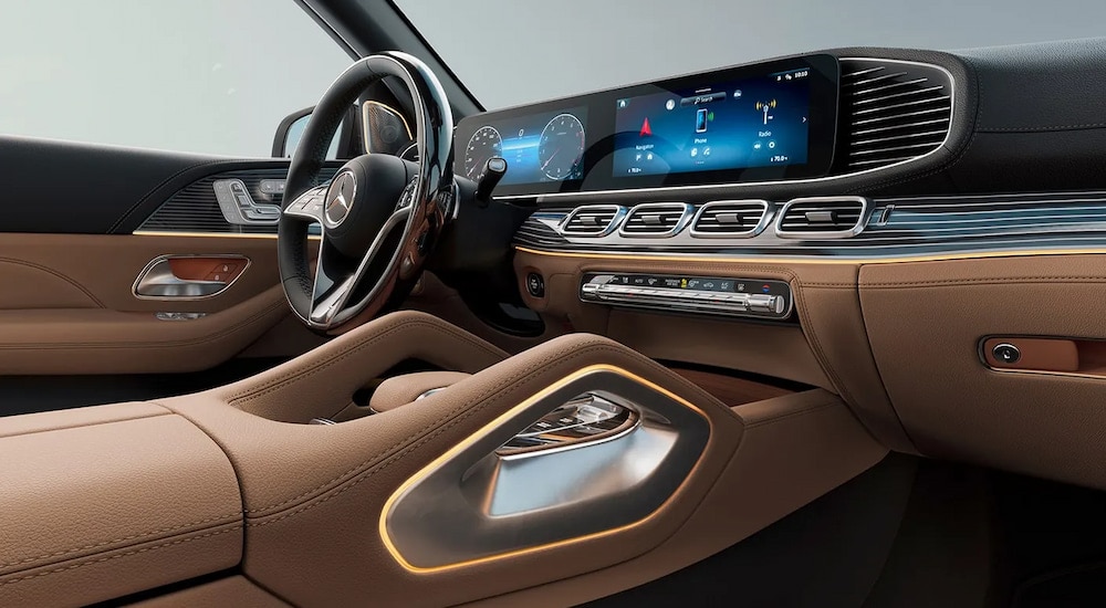 The brown leather cabin of a 2025 Mercedes-Benz GLS 450 Exclusive.