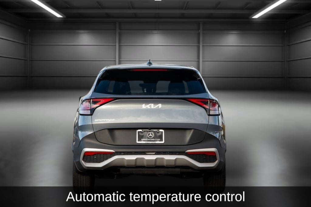 Used 2024 Kia Sportage EX SUV