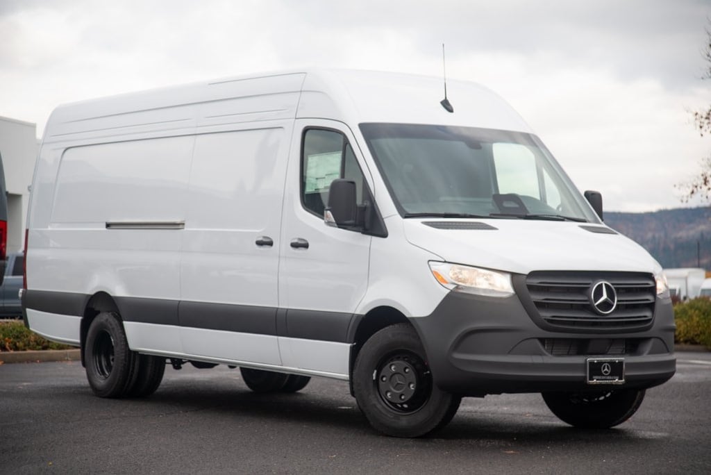 New 2025 Mercedes-Benz Sprinter 3500XD High Roof 4-Cyl Diesel HO Van Extended Cargo Van