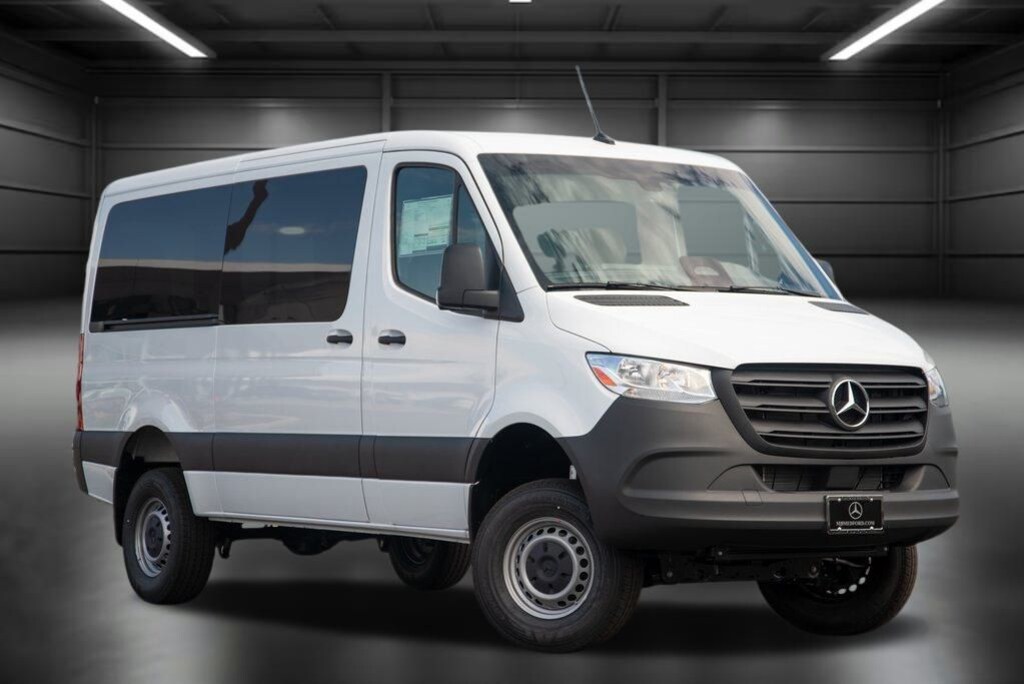 New 2025 Mercedes-Benz Sprinter 2500 Standard Roof 4-Cyl Diesel HO Van Cargo Van