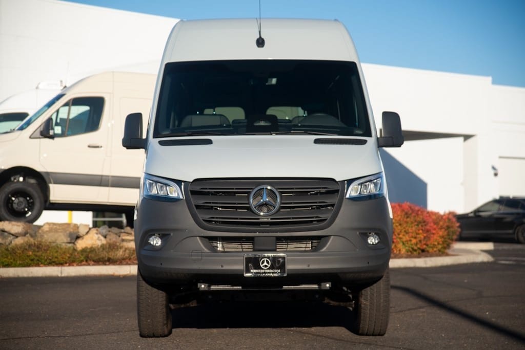 New 2025 Mercedes-Benz Sprinter 2500 High Roof 4-Cyl Diesel HO Van Cargo Van