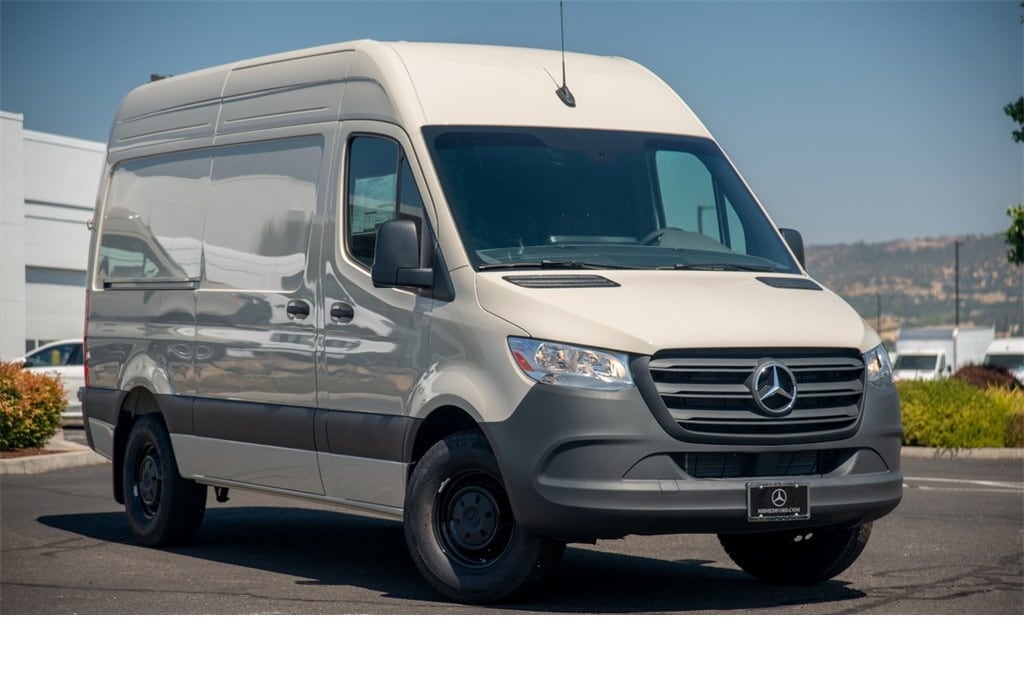 New 2024 Mercedes-Benz Sprinter 2500 Standard Roof 4-Cyl Diesel HO Van