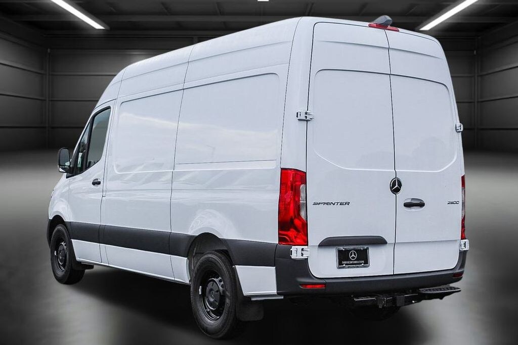 New 2024 Mercedes-Benz Sprinter 2500 Standard Roof 4-Cyl Diesel Van