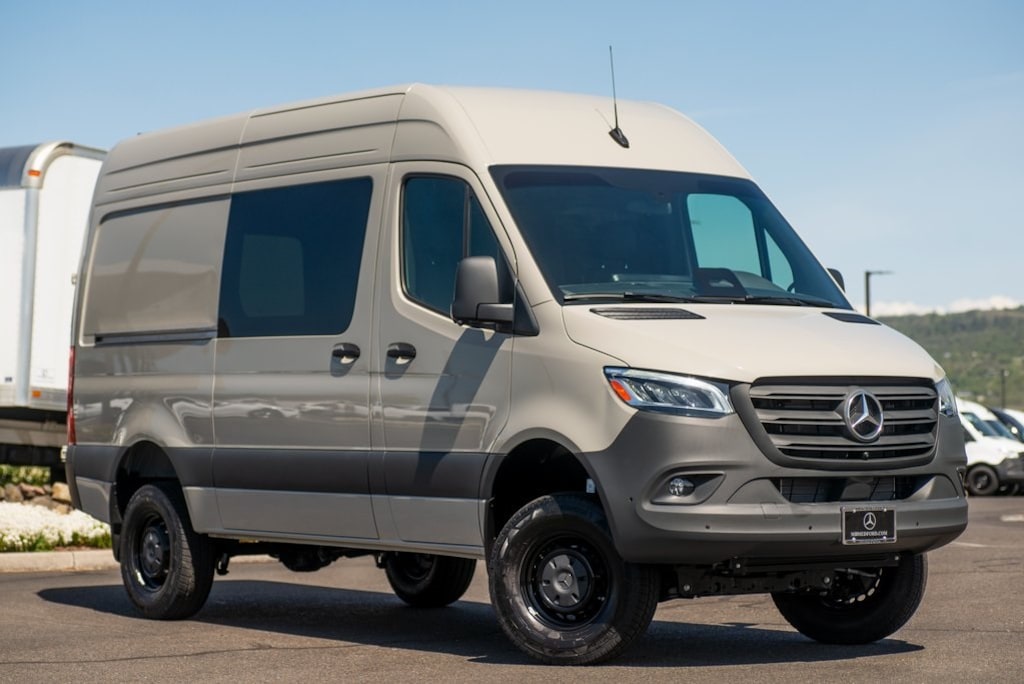 New 2025 Mercedes-Benz Sprinter 2500 Standard Roof 4-Cyl Diesel HO Van Cargo Van