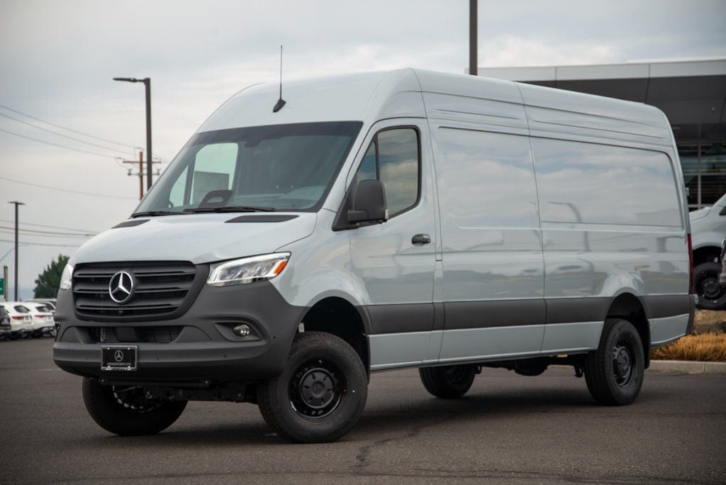 New 2025 Mercedes-Benz Sprinter 2500 High Roof 4-Cyl Diesel HO Van Cargo Van