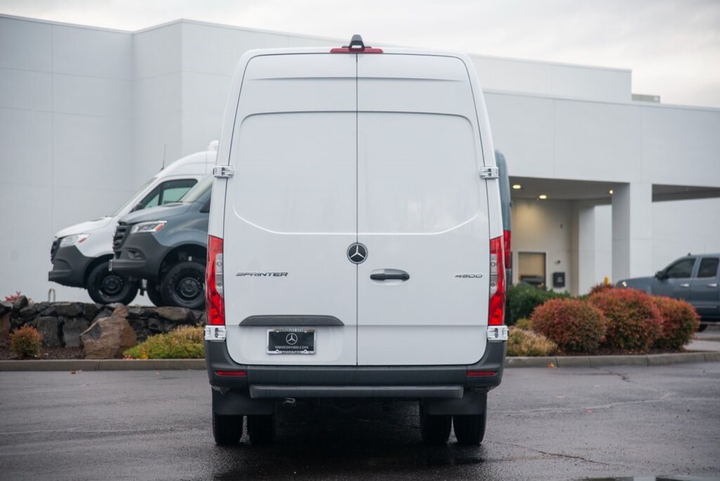 New 2025 Mercedes-Benz Sprinter 4500 High Roof 4-Cyl Diesel HO Van Extended Cargo Van