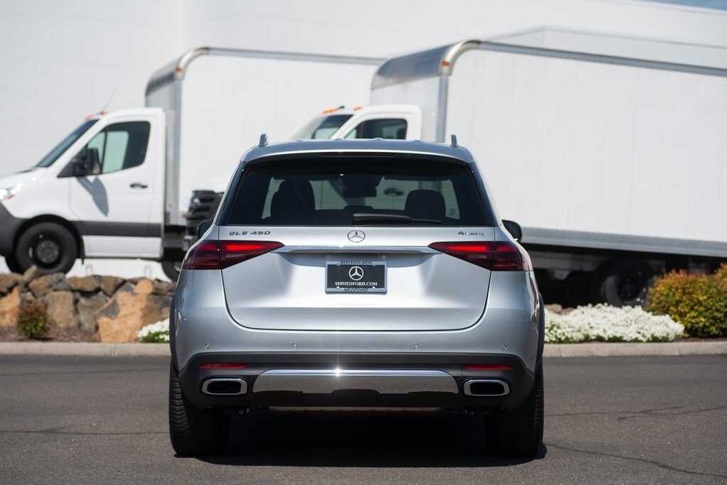 2025 Mercedes Benz GLE 450 4MATIC photo 4