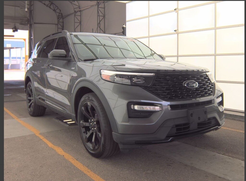 2022 Ford Explorer ST-Line photo 3