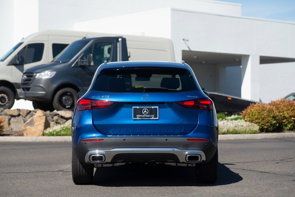 2025 Mercedes Benz GLA 250 4MATIC photo 2