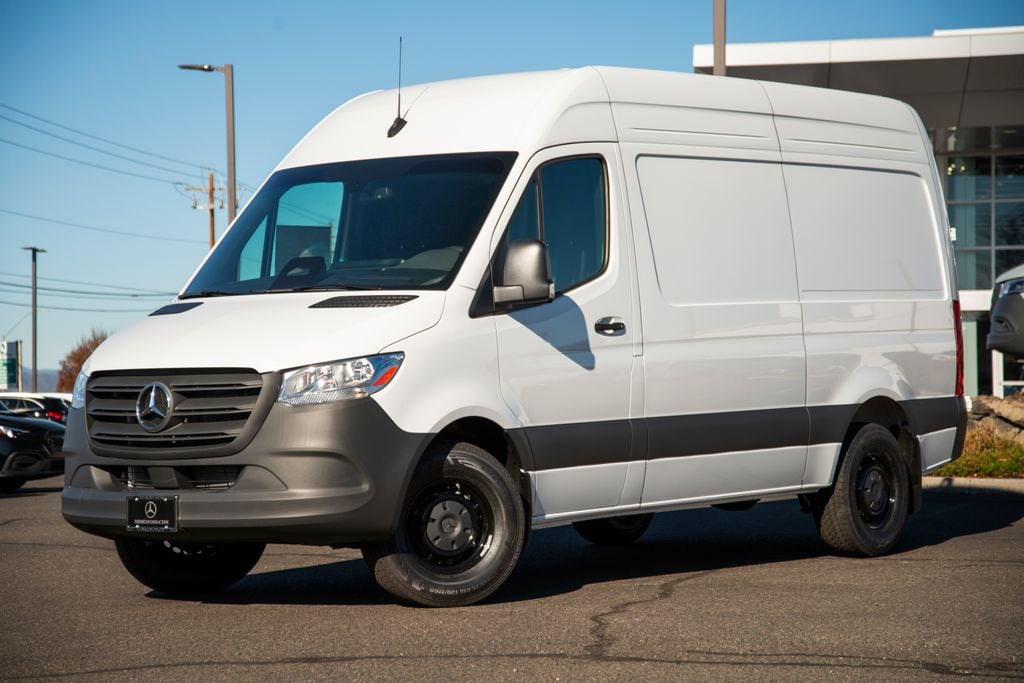 2026 Mercedes-Benz Sprinter Cargo Van Base's photo