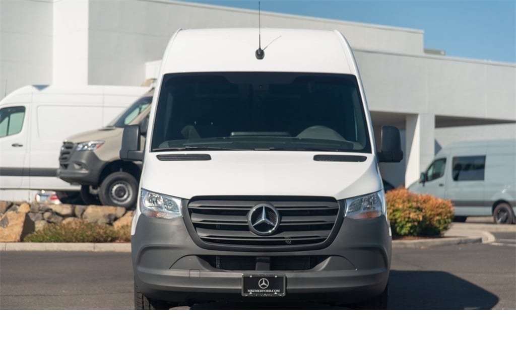 New 2024 Mercedes-Benz Sprinter 2500 Standard Roof 4-Cyl Diesel HO Van