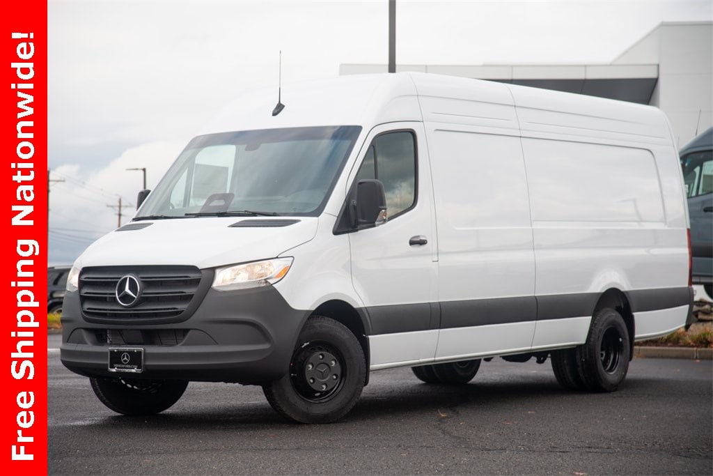 New 2025 Mercedes-Benz Sprinter 3500XD High Roof 4-Cyl Diesel HO Van Extended Cargo Van