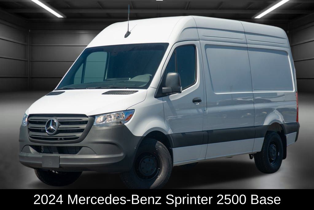 2024 Mercedes-Benz Sprinter Cargo Van Base's photo
