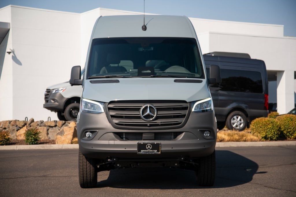 New 2025 Mercedes-Benz Sprinter 2500 Standard Roof 4-Cyl Diesel HO Van Cargo Van