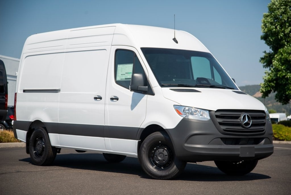 New 2025 Mercedes-Benz Sprinter 2500 Standard Roof 4-Cyl Diesel Van Cargo Van