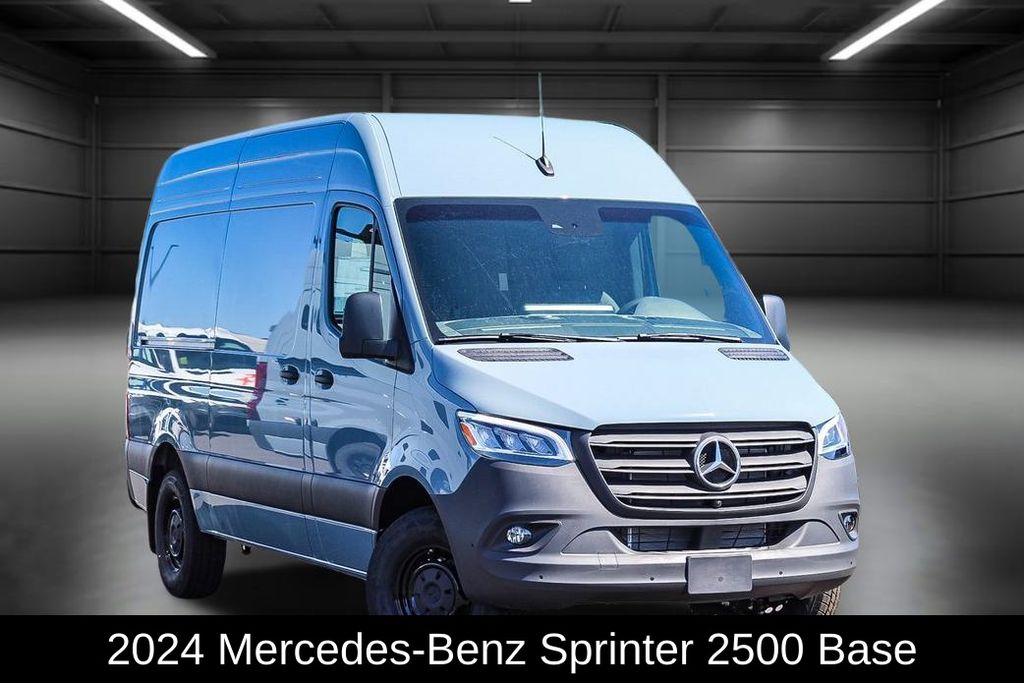 2024 Mercedes-Benz Sprinter Crew Van Base