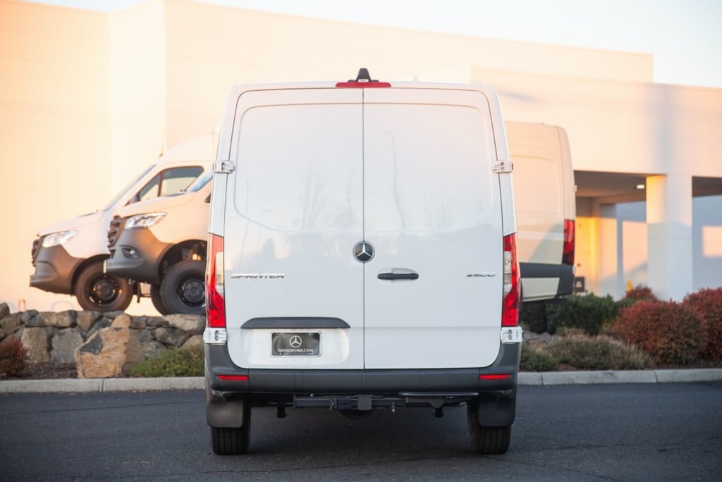 New 2025 Mercedes-Benz Sprinter 2500 Standard Roof 4-Cyl Diesel Van Cargo Van