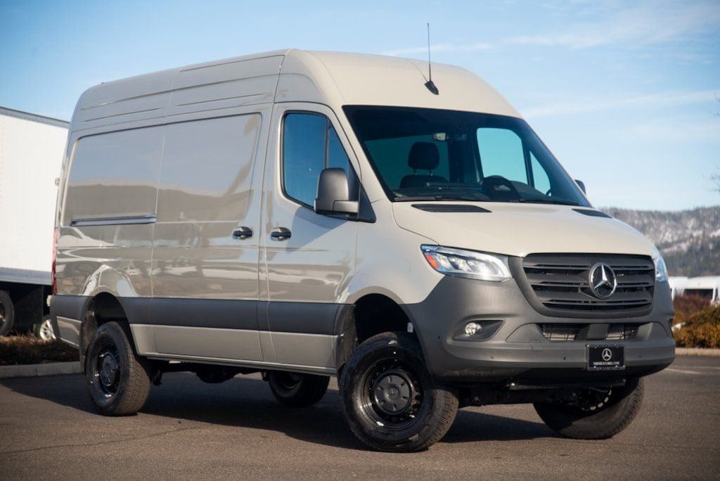 New 2025 Mercedes-Benz Sprinter 2500 Standard Roof 4-Cyl Diesel HO Van Cargo Van