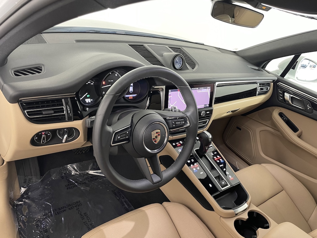 Used 2025 Porsche Macan SUV