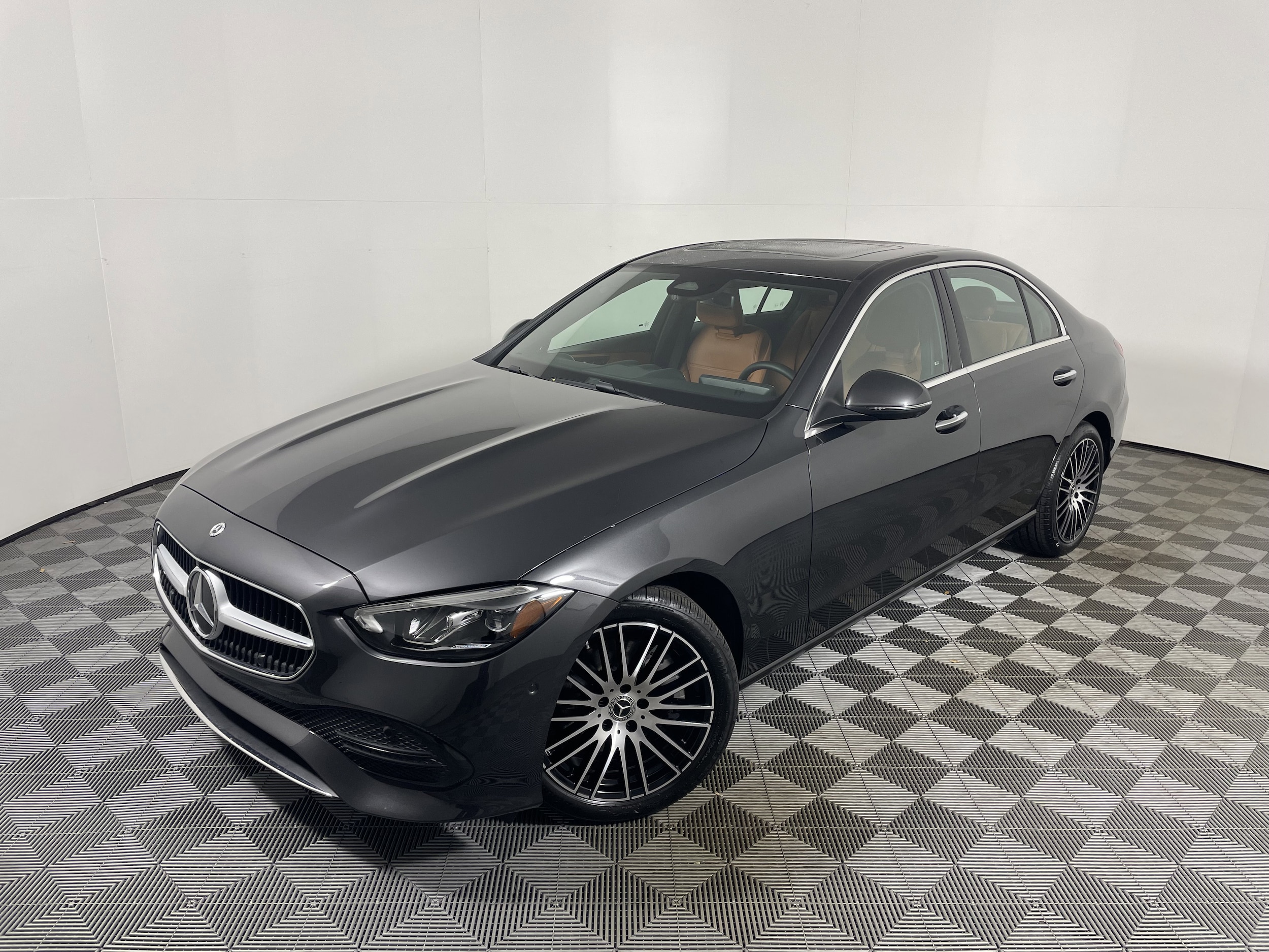 2025 Mercedes-Benz C-Class Sedan C 300's photo