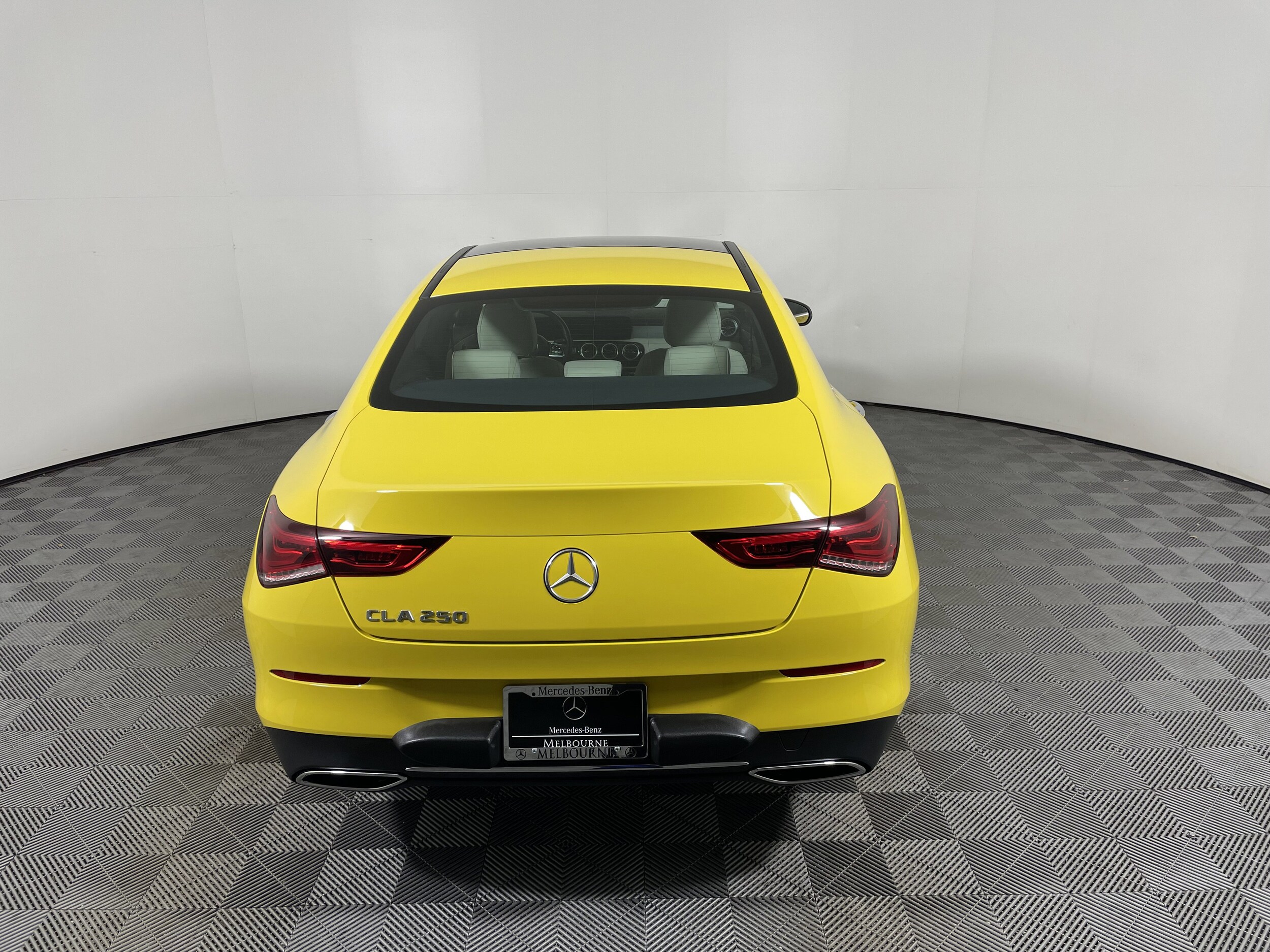 2023 Mercedes Benz CLA 250 photo 4