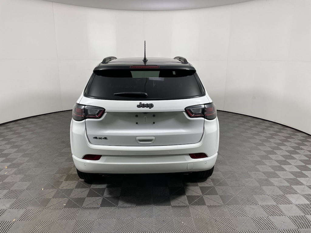 Used 2023 Jeep Compass High Altitude 4x4 SUV