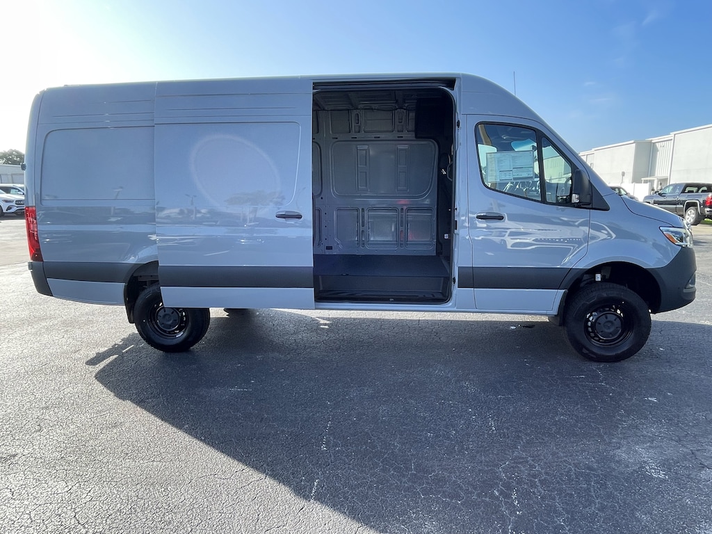 New 2025 Mercedes-Benz Sprinter 2500 High Roof 4-Cyl Diesel HO Van Cargo Van