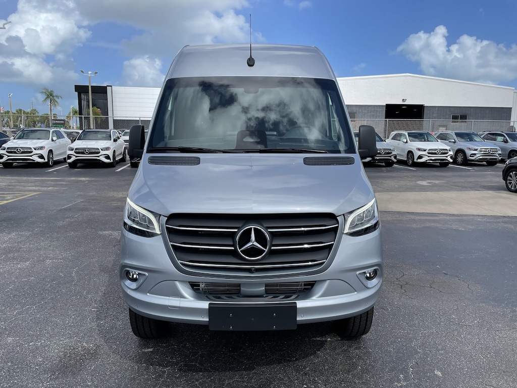 New 2026 Mercedes-Benz Sprinter 2500 Standard Roof 4-Cyl Diesel HO Van Cargo Van