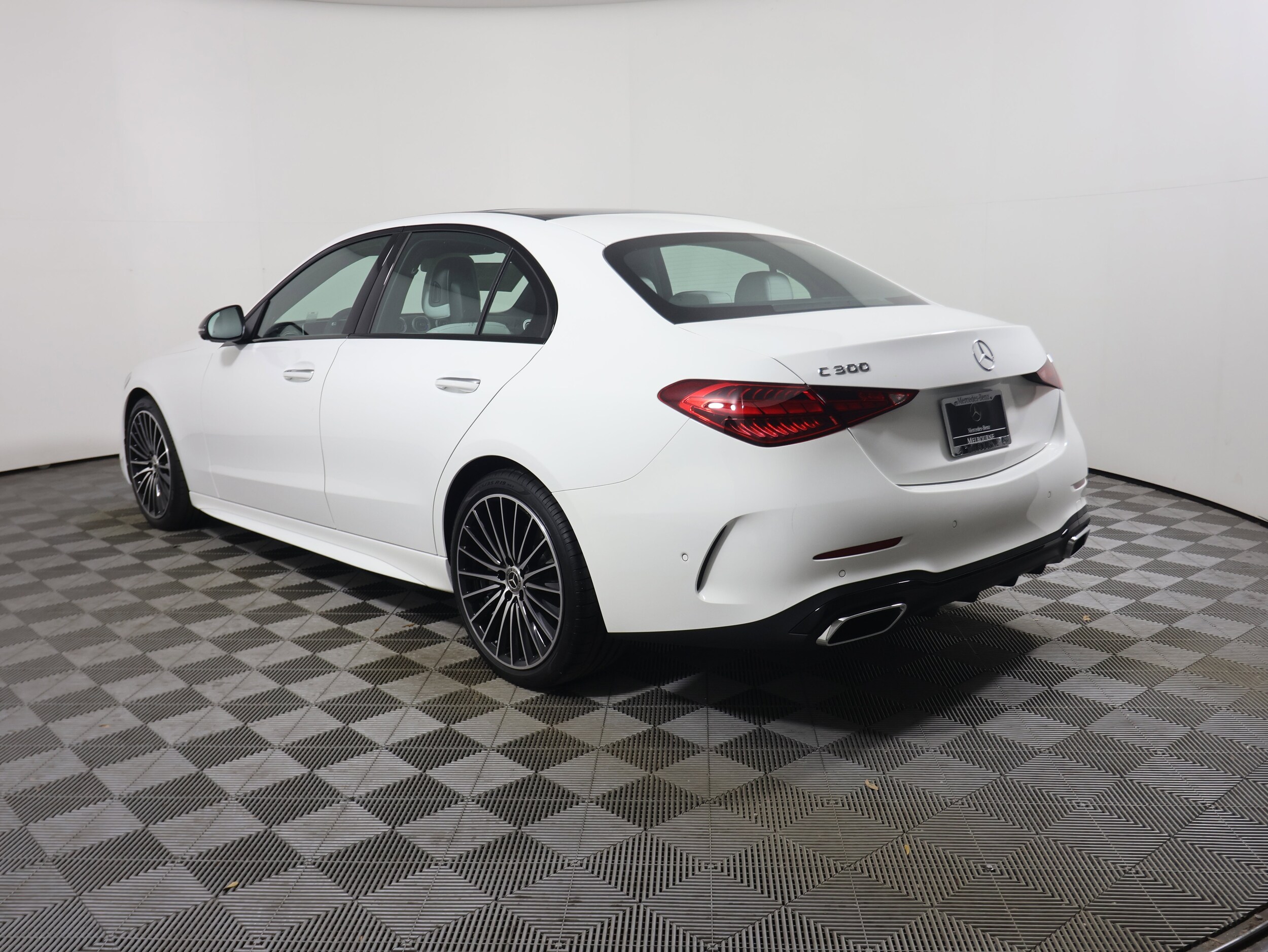 2025 Mercedes Benz C 300 photo 3