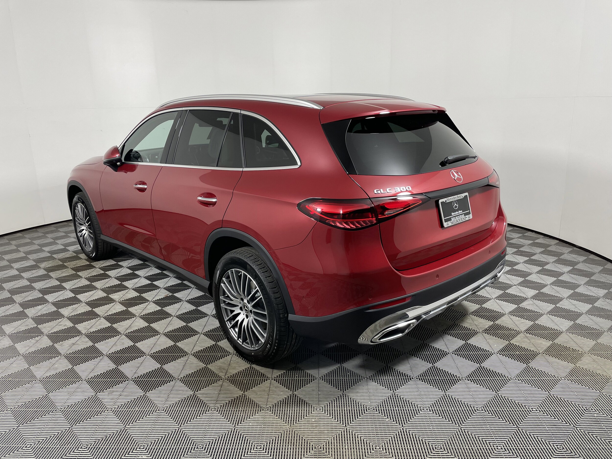 2026 Mercedes Benz GLC 300 photo 3