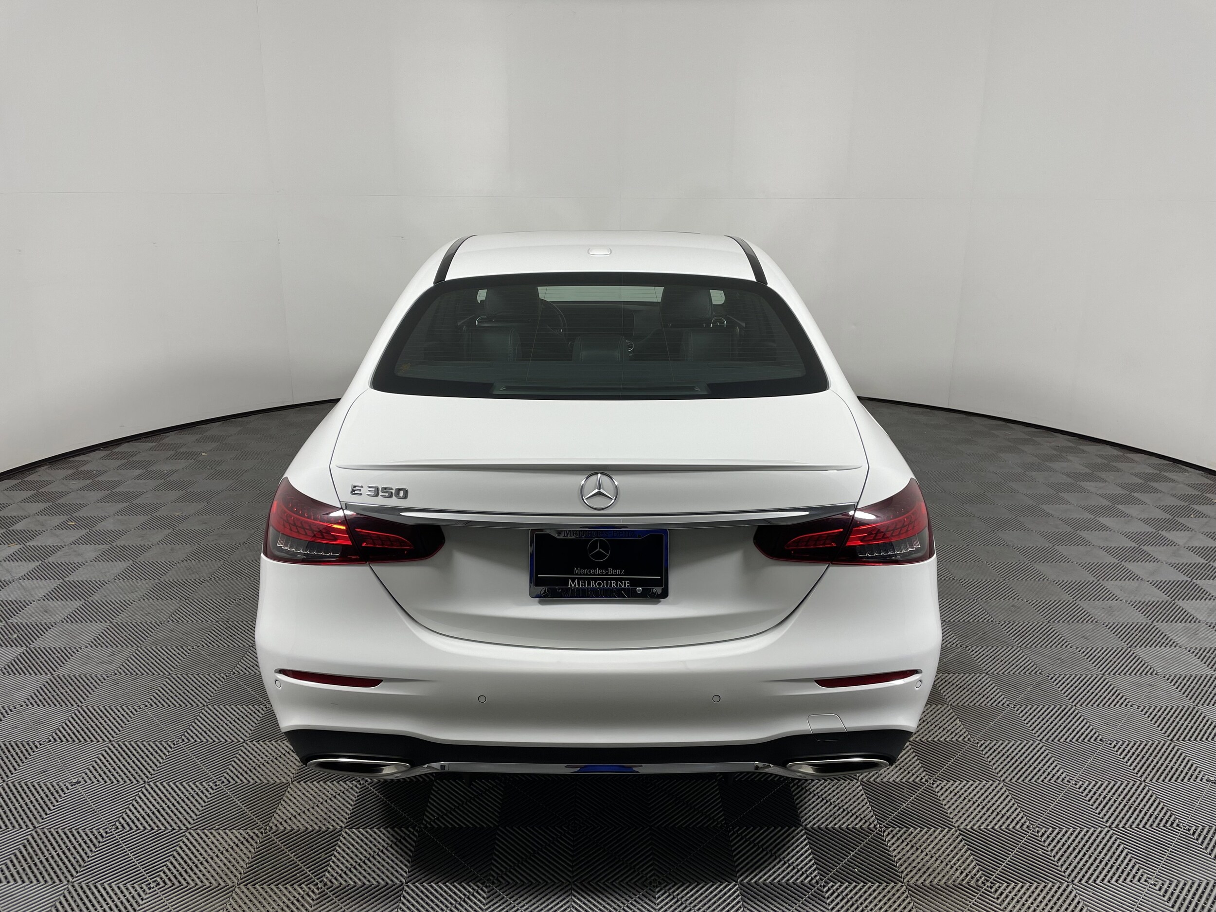 2022 Mercedes Benz E 350 Sedan photo 4