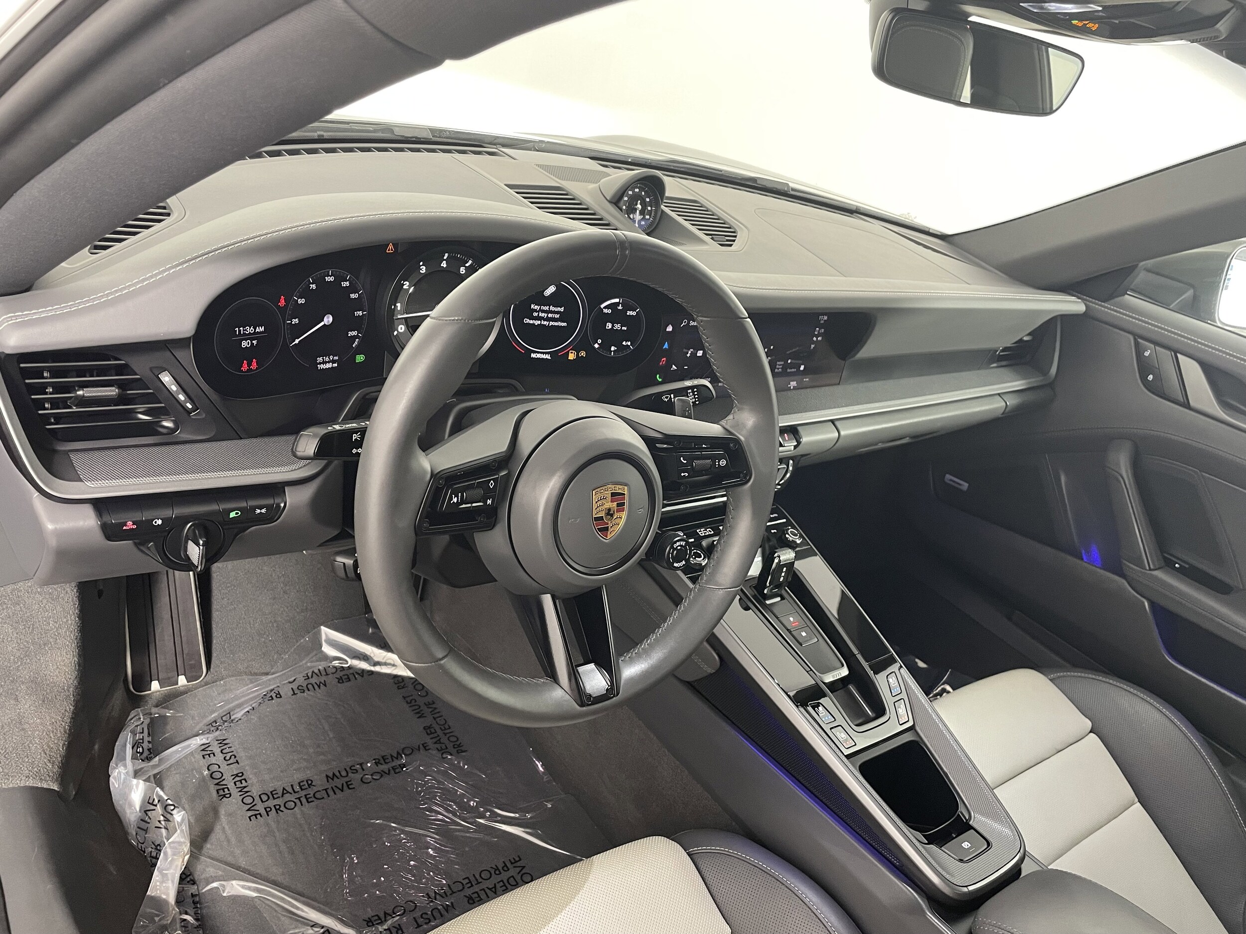 2022 Porsche 911 Coupe photo 4