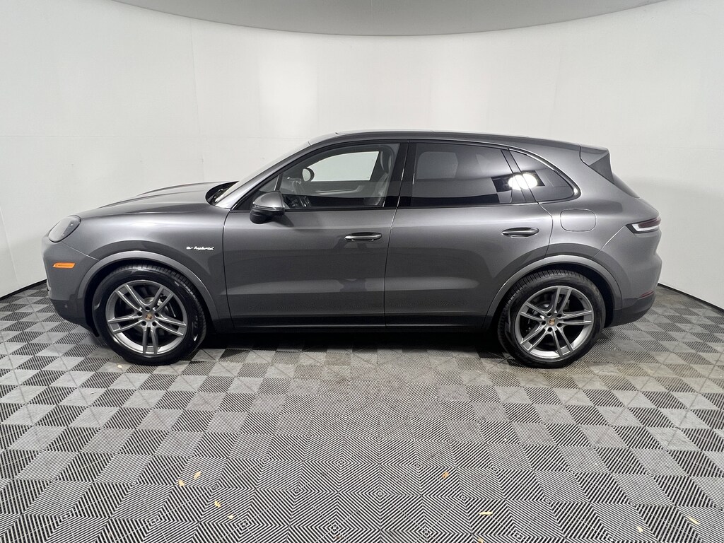 Used 2025 Porsche Cayenne E-Hybrid AWD SUV