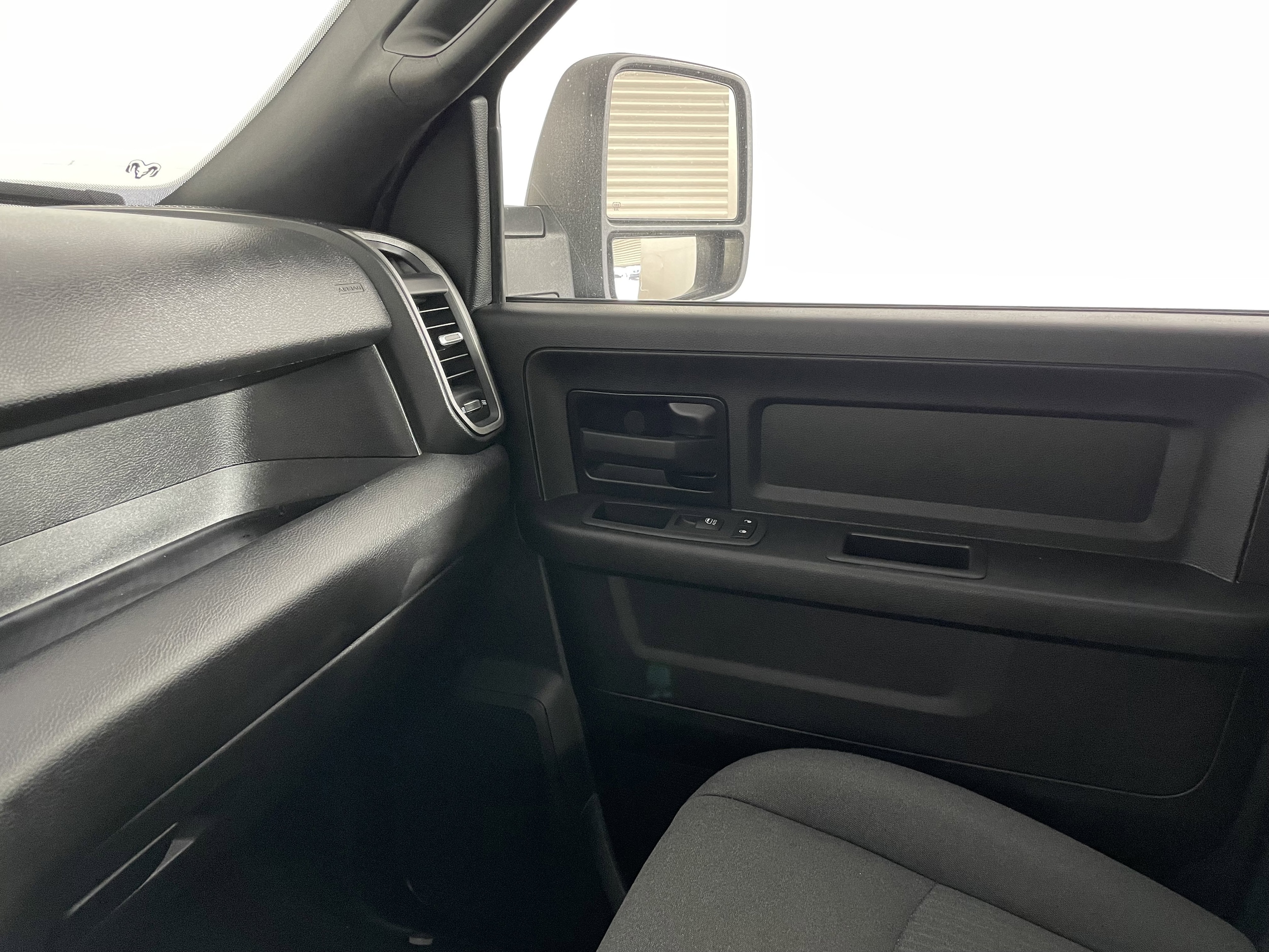 2024 RAM Ram 2500 Pickup Tradesman - Photo 12