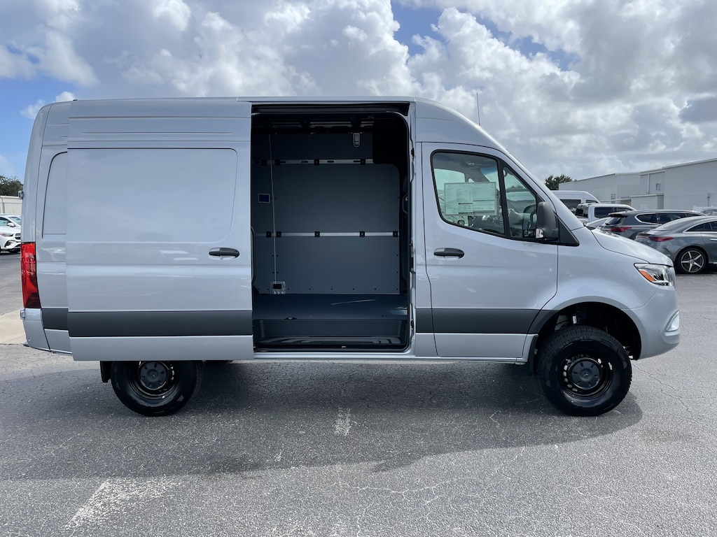 New 2026 Mercedes-Benz Sprinter 2500 Standard Roof 4-Cyl Diesel HO Van Cargo Van