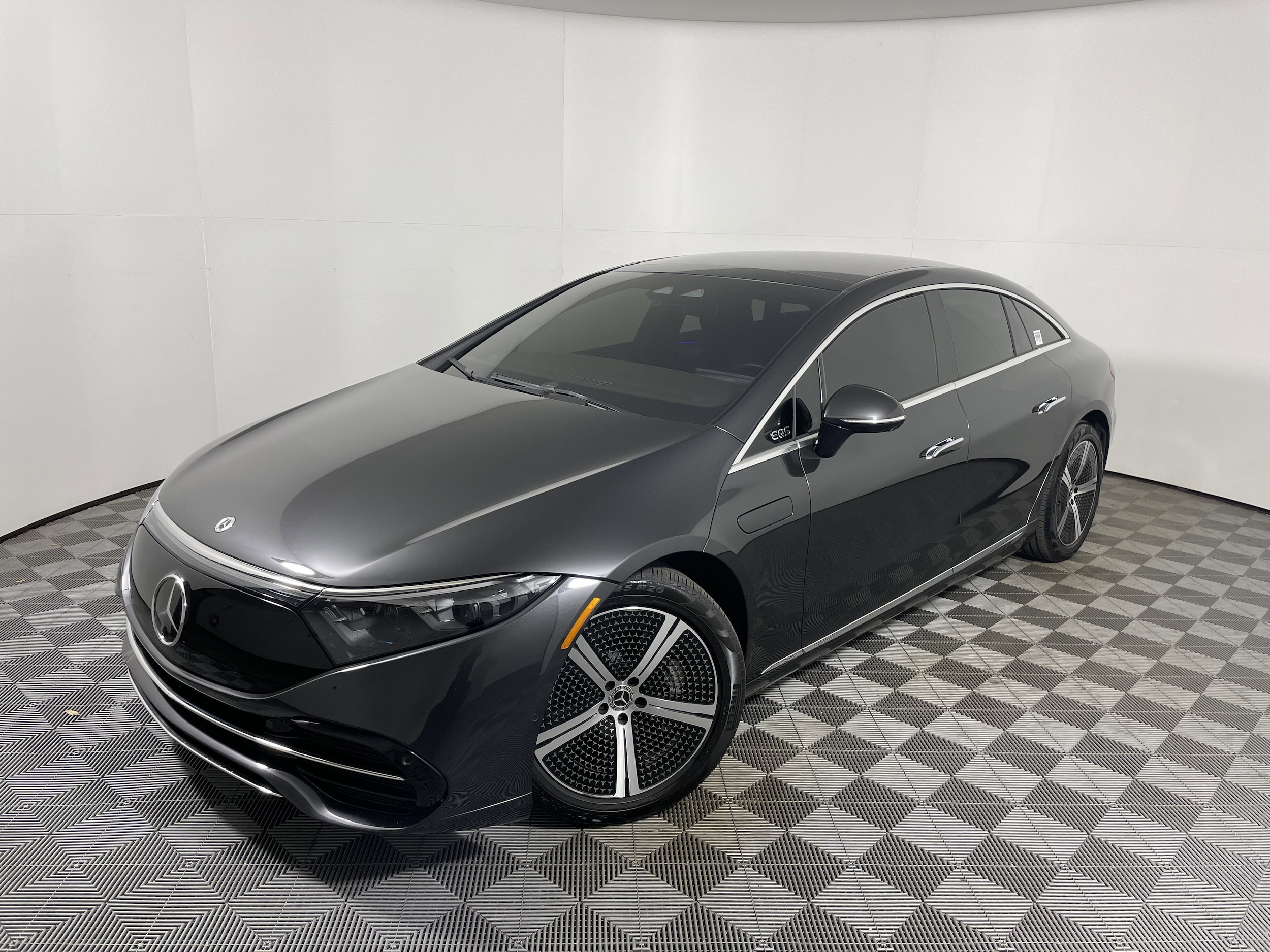 2023 Mercedes-Benz EQS Base's photo