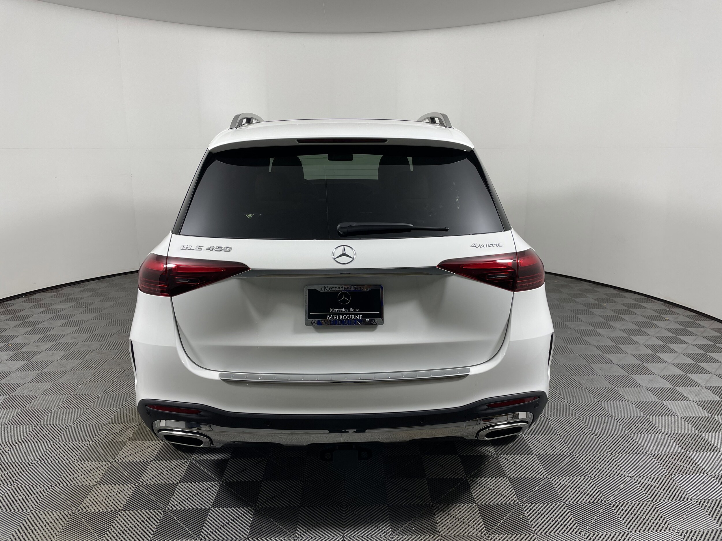 2026 Mercedes Benz GLE 450 4MATIC photo 4