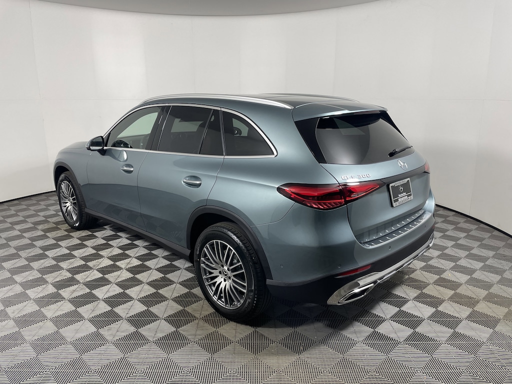 New 2026 Mercedes-Benz GLC 300 SUV