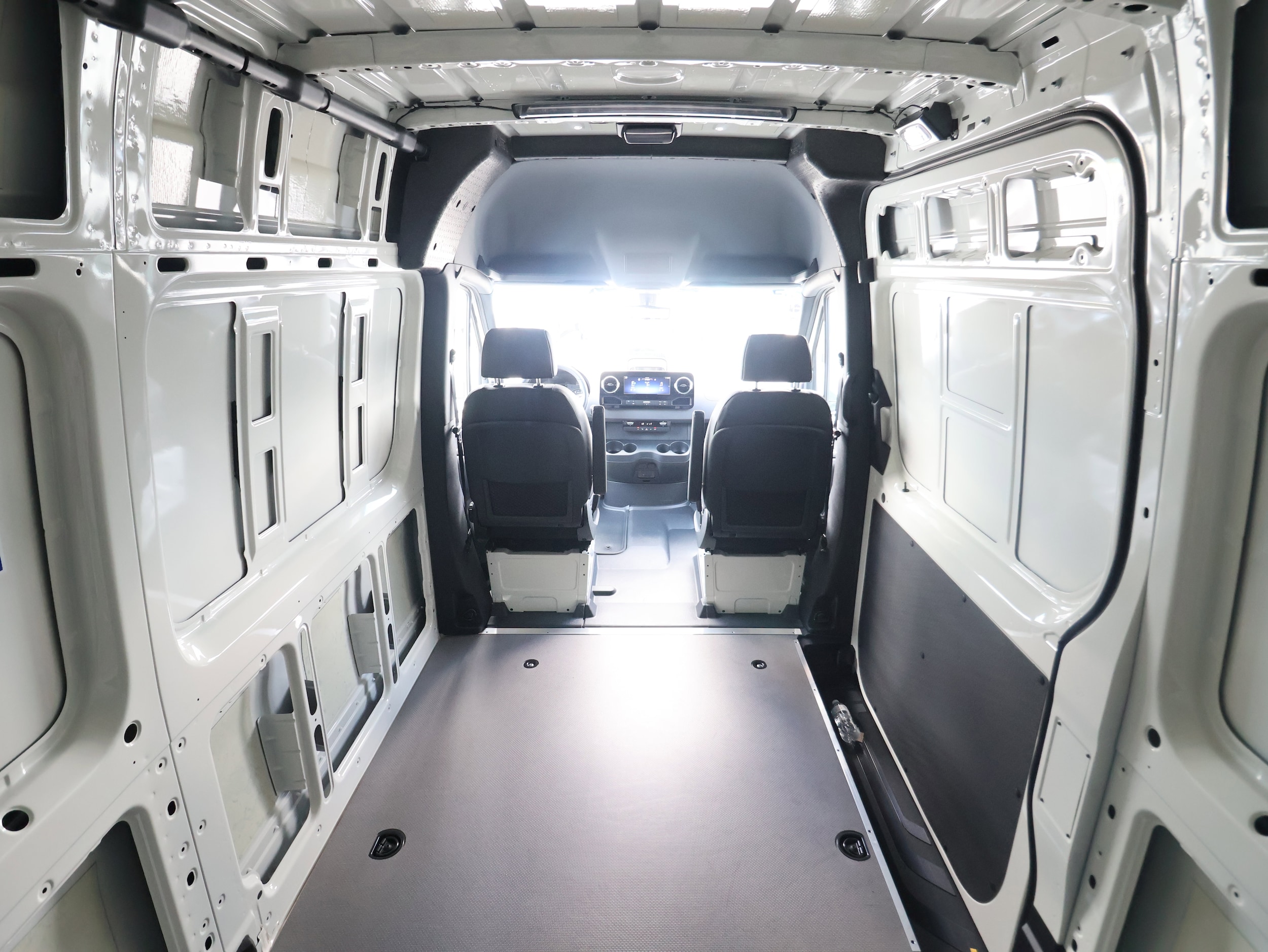 2025 Mercedes-Benz Sprinter Cargo Van Base - Photo 7
