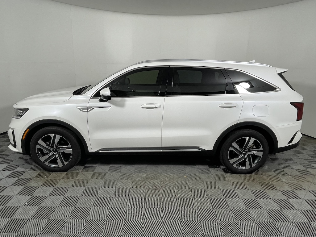 Used 2024 Kia Sorento Plug-In Hybrid SX Prestige AWD SUV