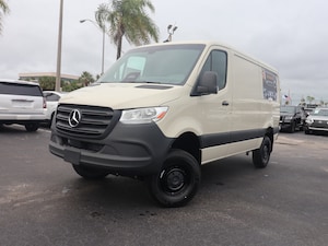 2025 Mercedes-Benz Sprinter 2500 Standard Roof 4-Cyl Diesel HO Van Cargo Van