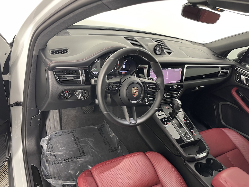 Used 2023 Porsche Macan T SUV