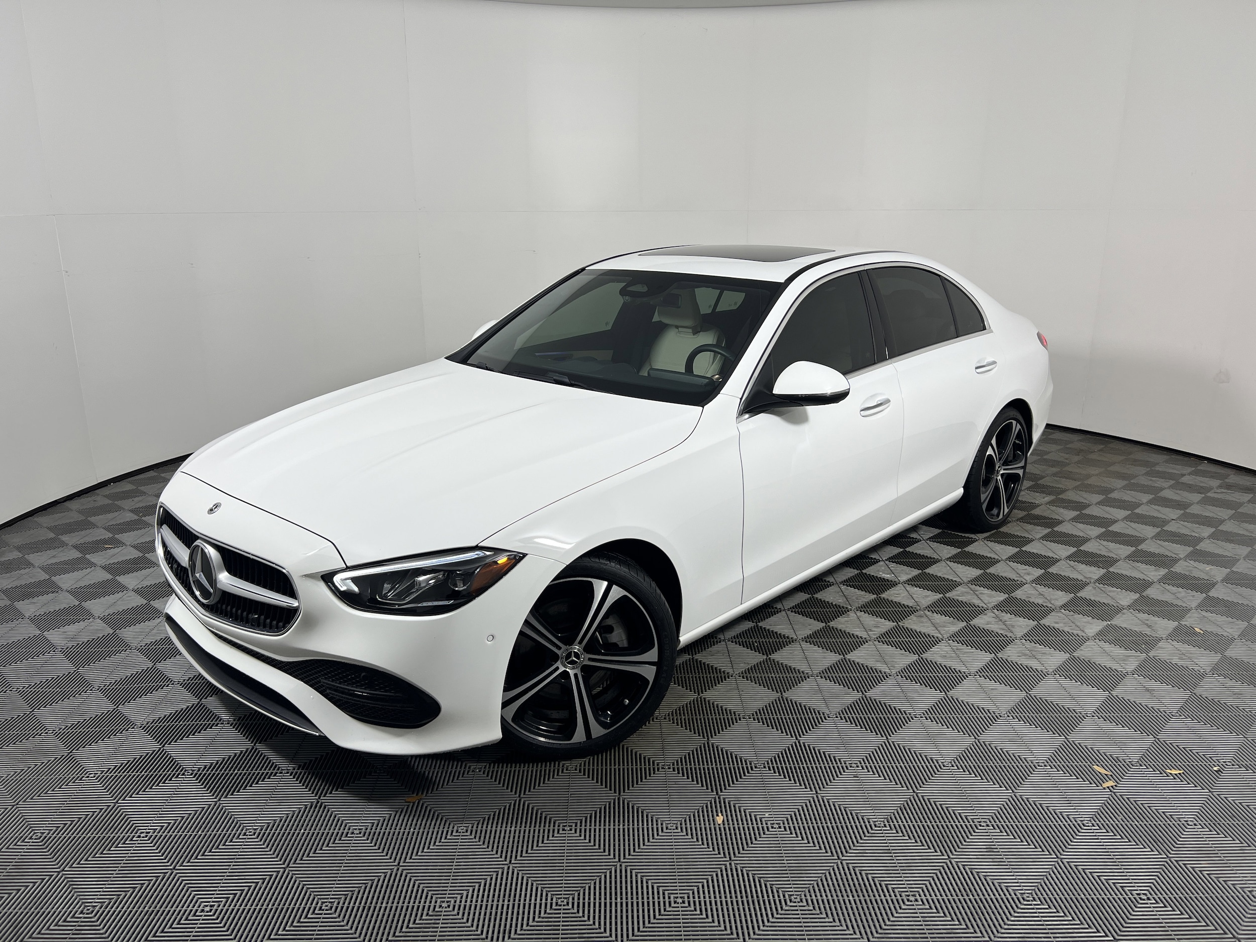 2024 Mercedes-Benz C-Class C 300's photo