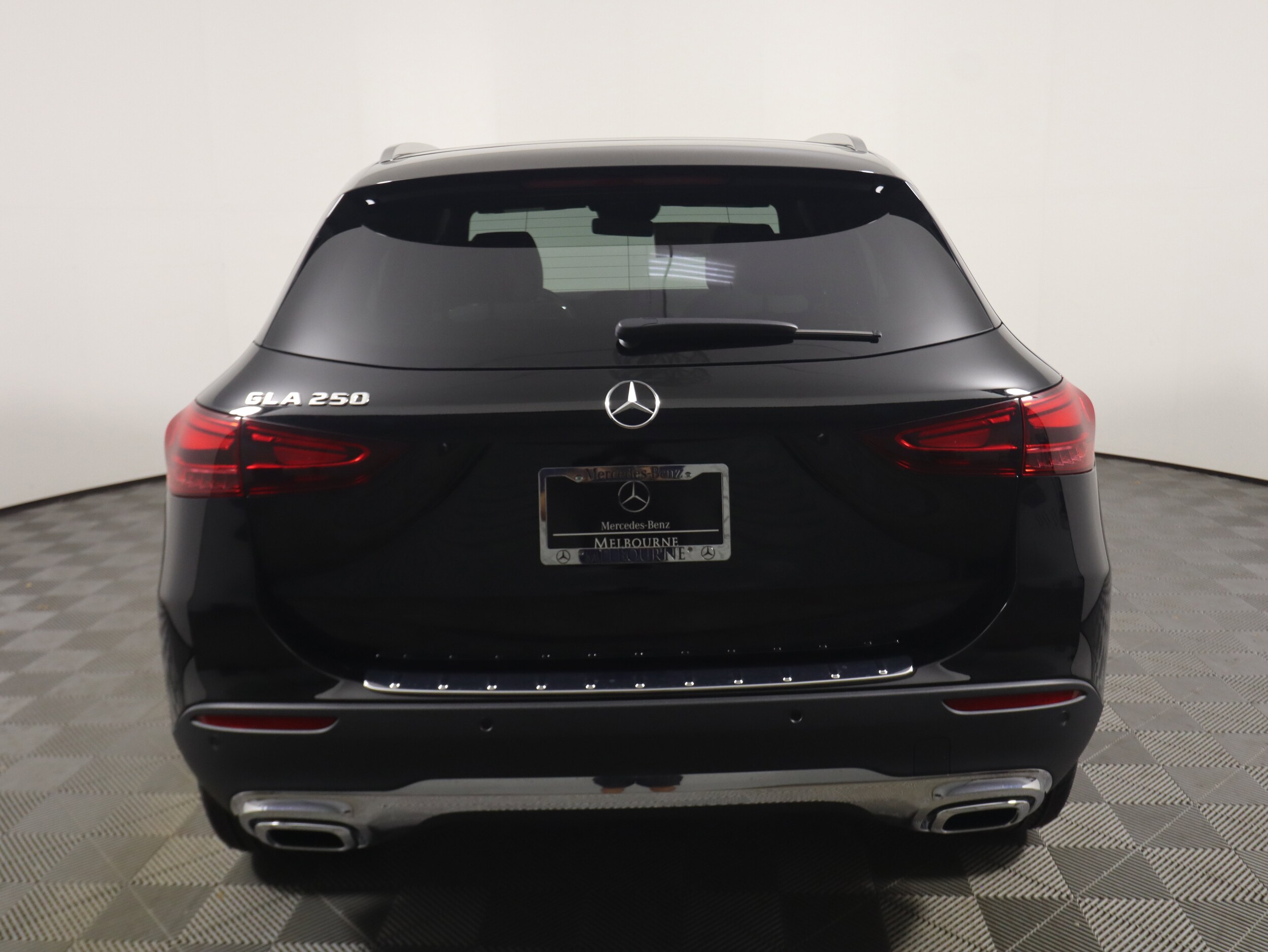 2026 Mercedes Benz GLA 250 photo 3